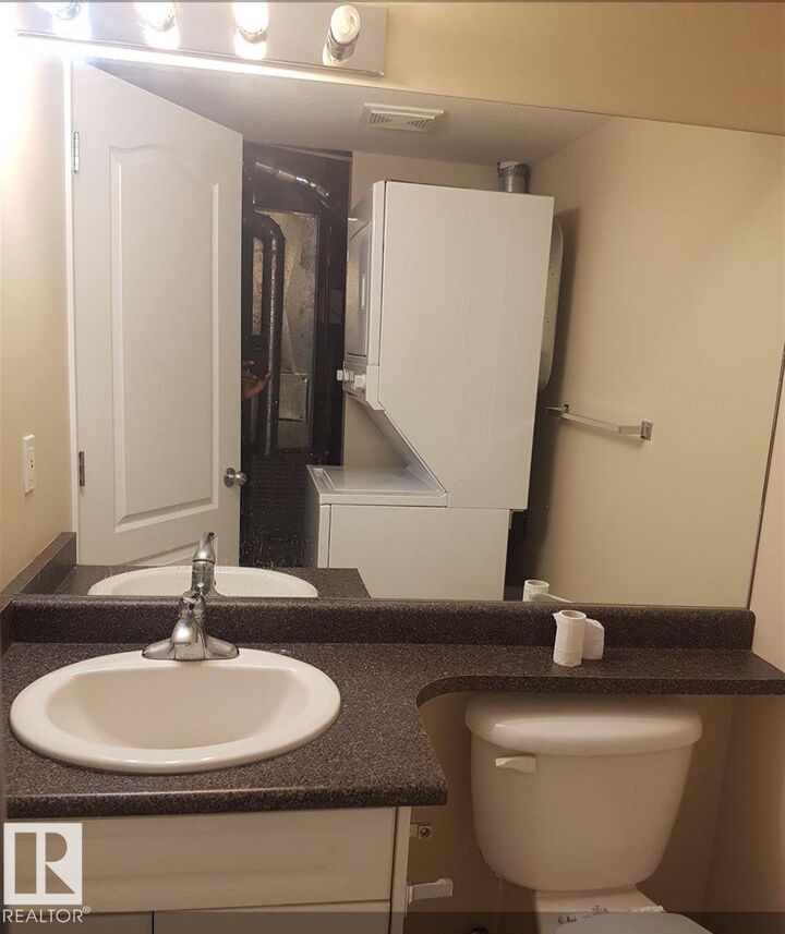 Property Photo:  2505 42 Street NW 9  AB T6L 7G8 