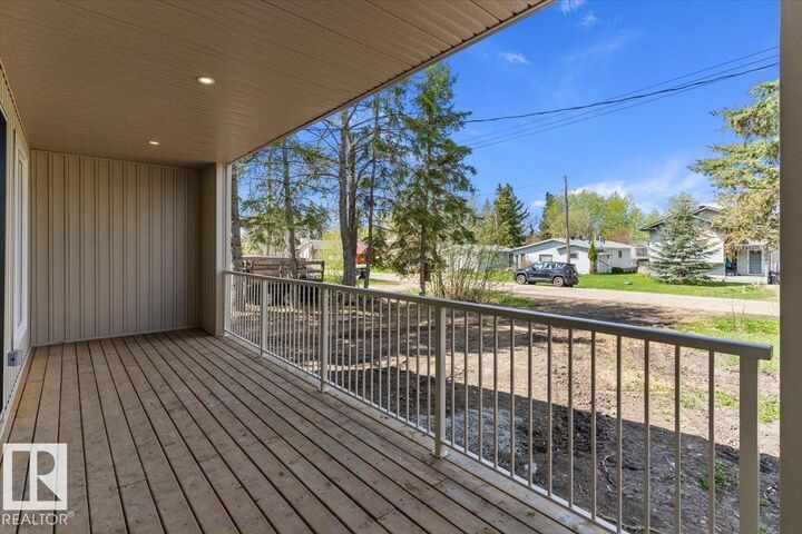 Property Photo:  51551 Rge Road 212A  AB T8G 1B2 