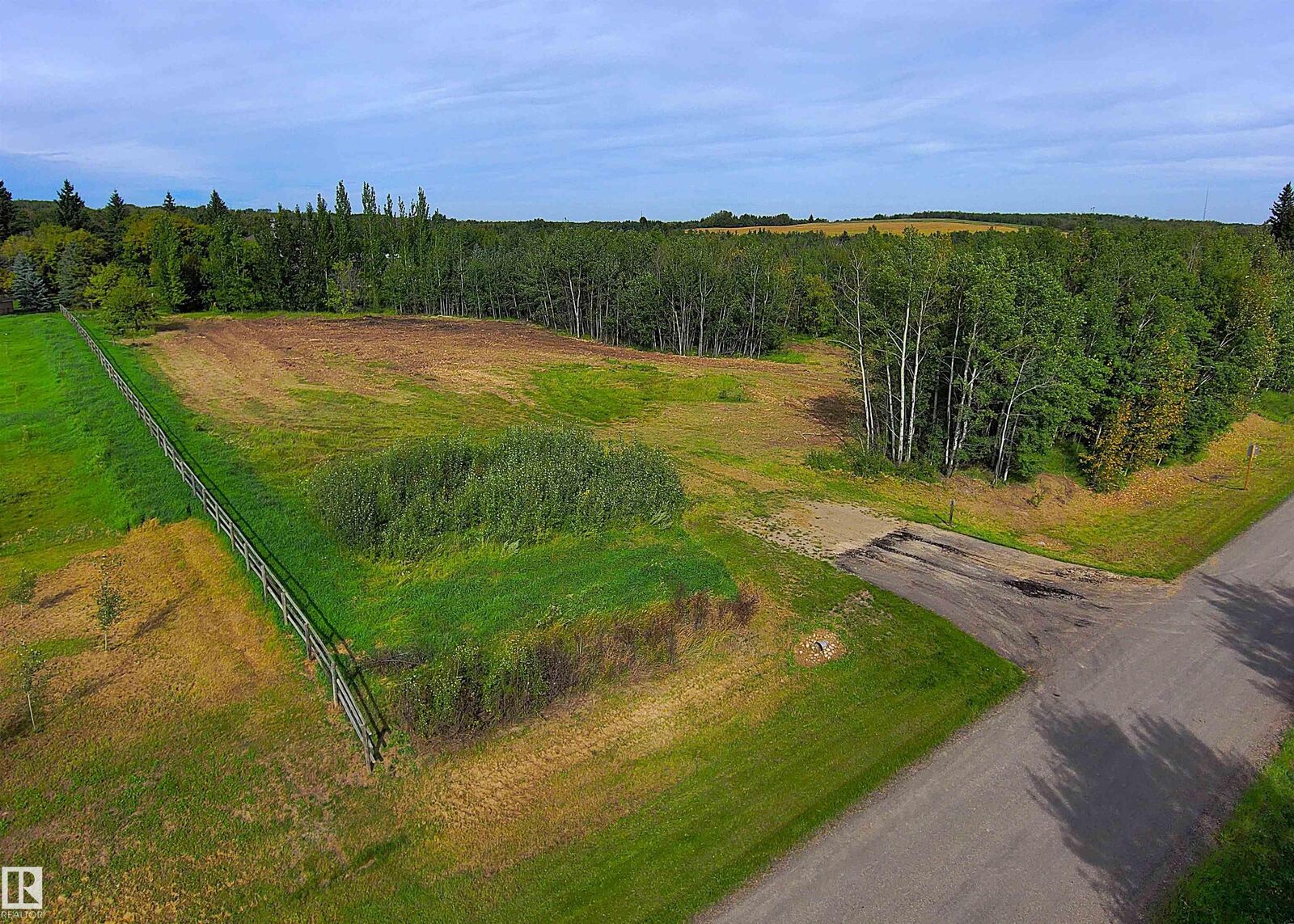 Property Photo:  53420 Range Road 274  AB T7X 3T1 