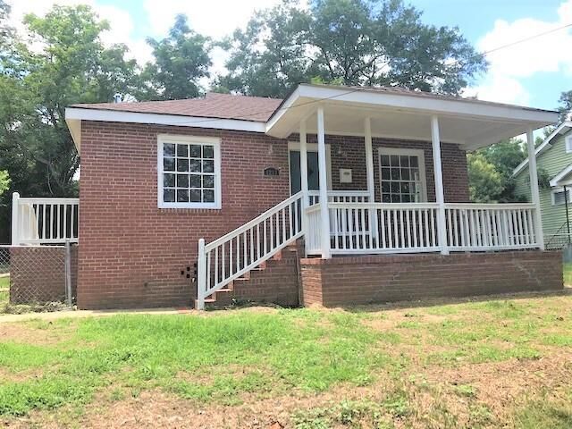 Property Photo:  1213 Dogwood Avenue  GA 31906 