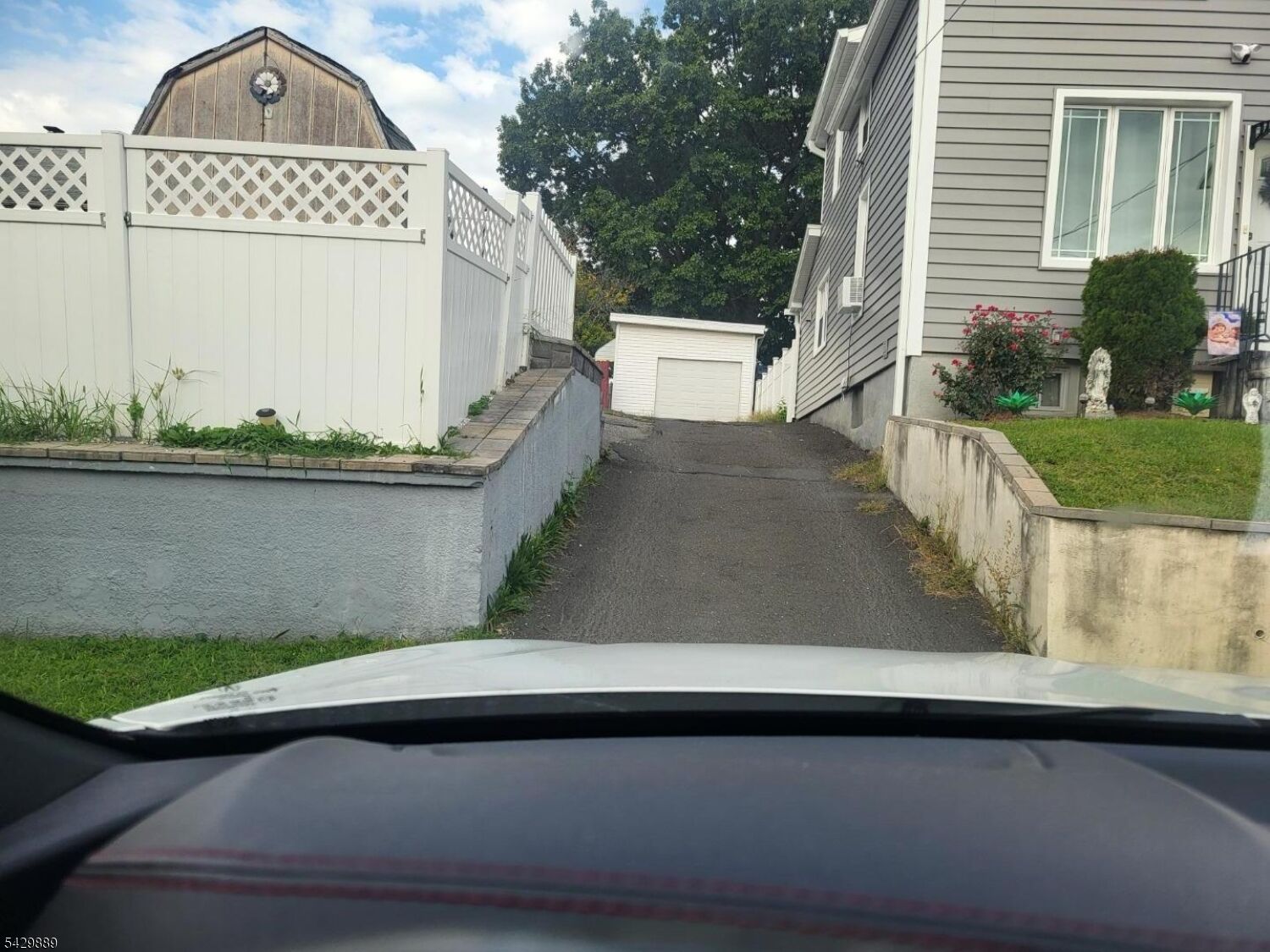 Property Photo:  377 5T Ave 2  NJ 07514 