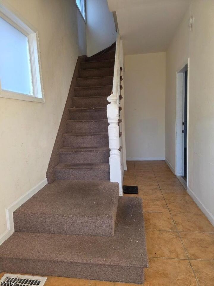 Property Photo: 16 Offord St NJ 07055