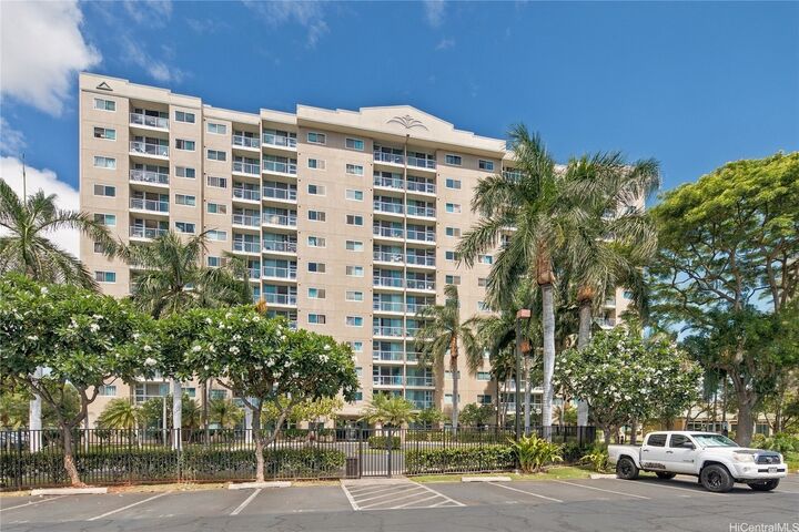 Property Photo: 94-979 Kauolu Place 1110 HI 96797