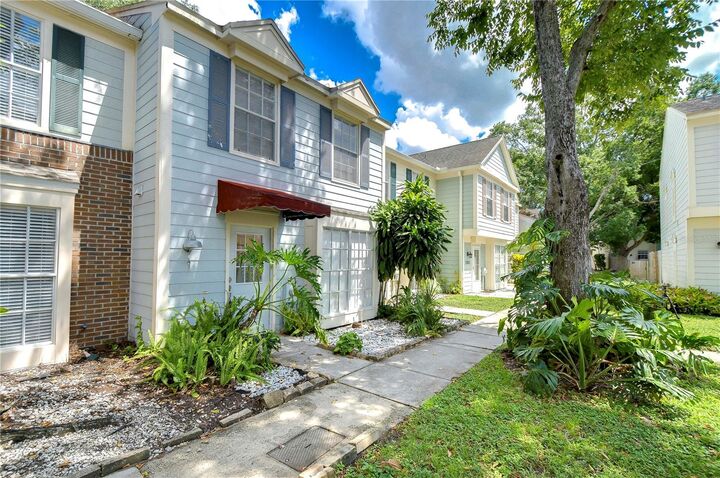 Property Photo:  13937 Fletchers Mill Drive  FL 33613 