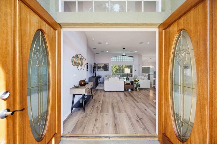 Property Photo:  5595 Bent Oak Drive  FL 34232 