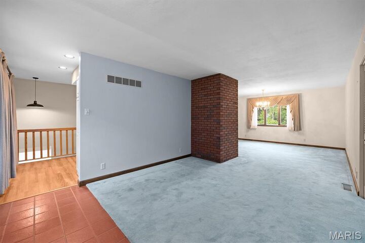 Property Photo:  2007 Main Drive  IL 62249 