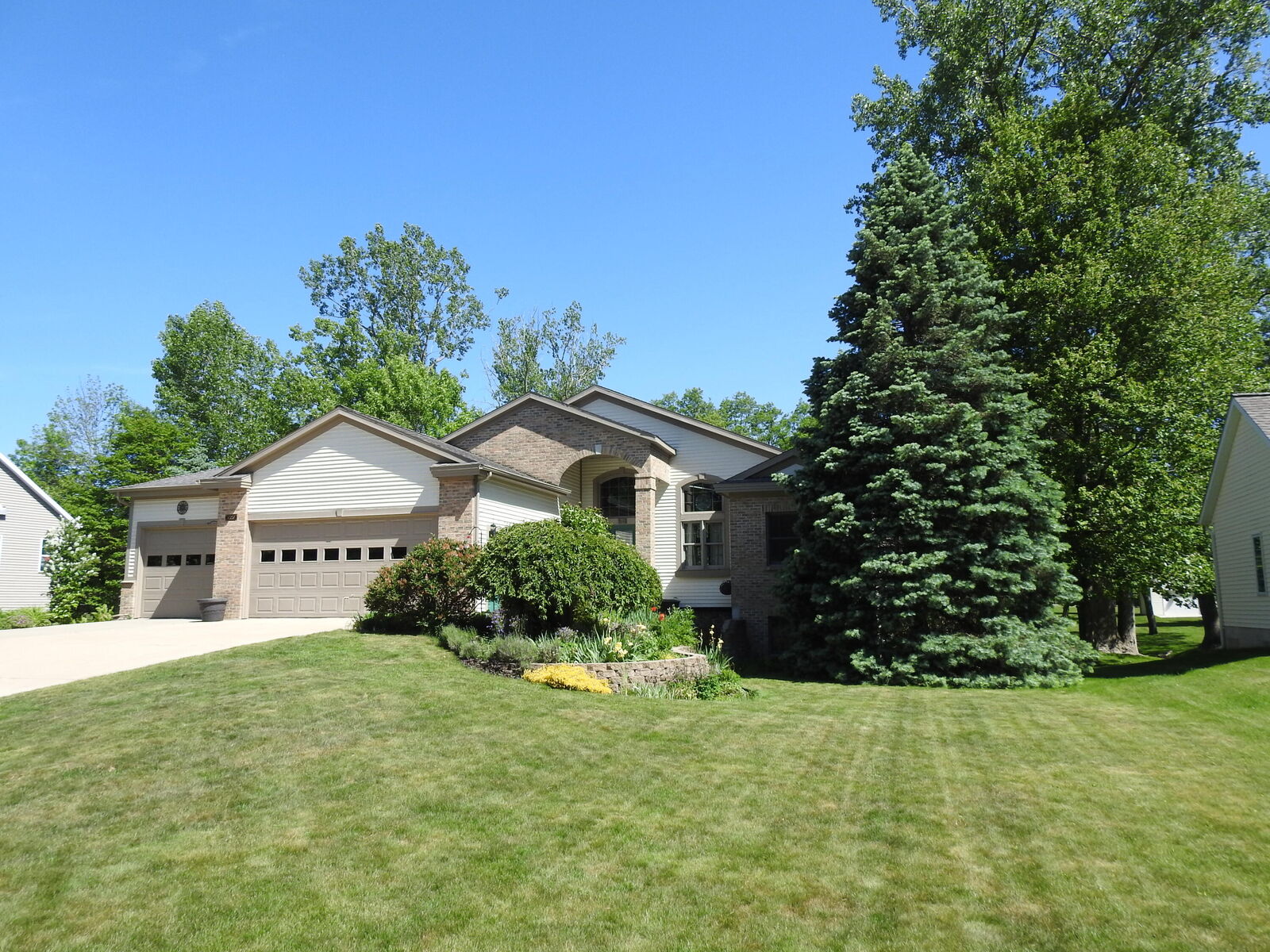 Property Photo: 4557 Penny Lane SW MI 49418