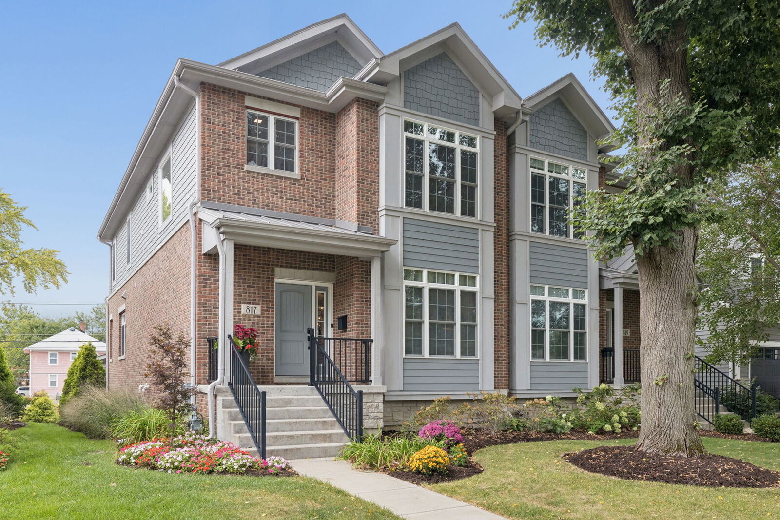 Property Photo:  817 N Center Street  IL 60563 