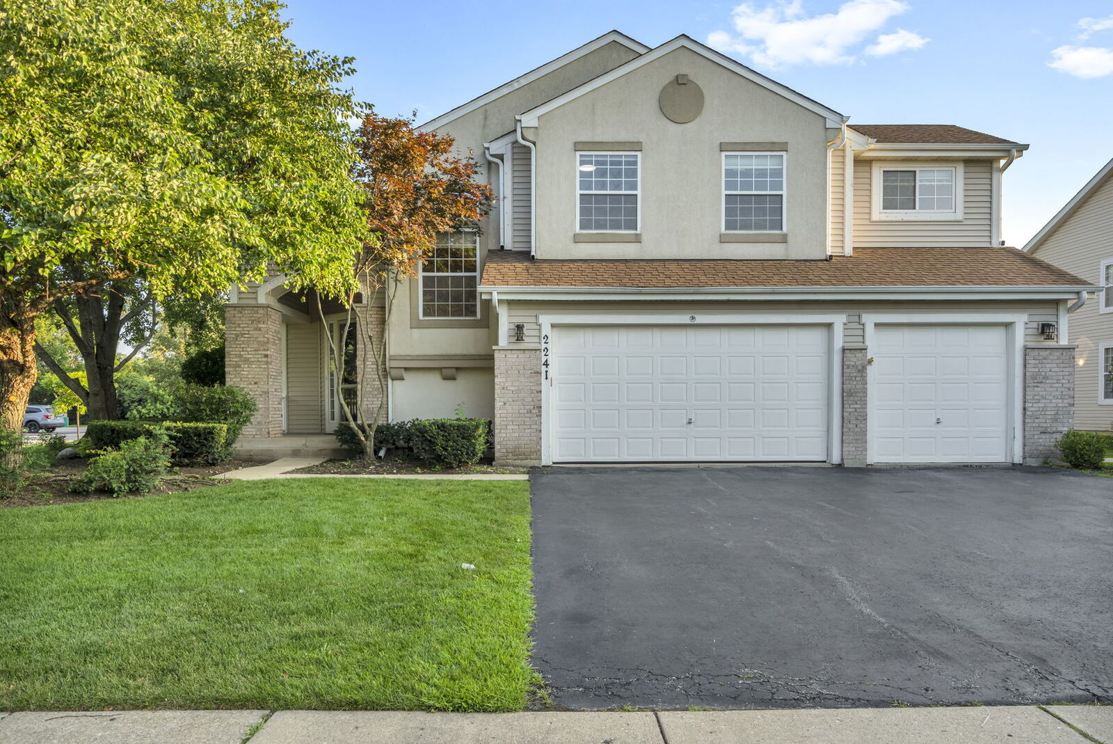 Property Photo: 2241 Avalon Court S IL 60089