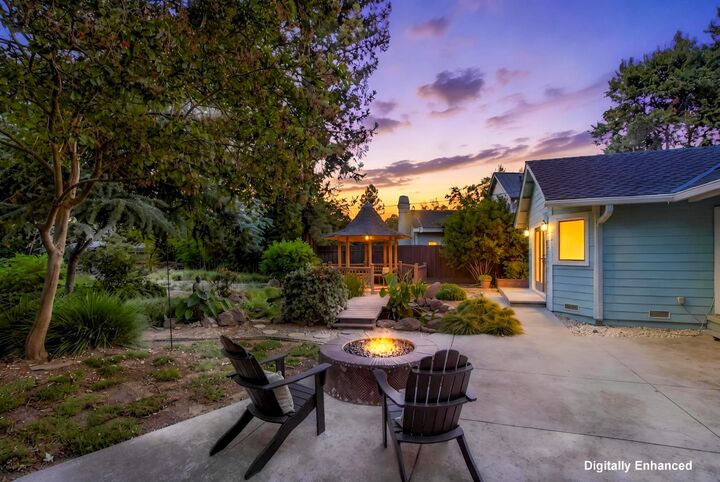 Property Photo: 27462 Oakside Drive CA 95618