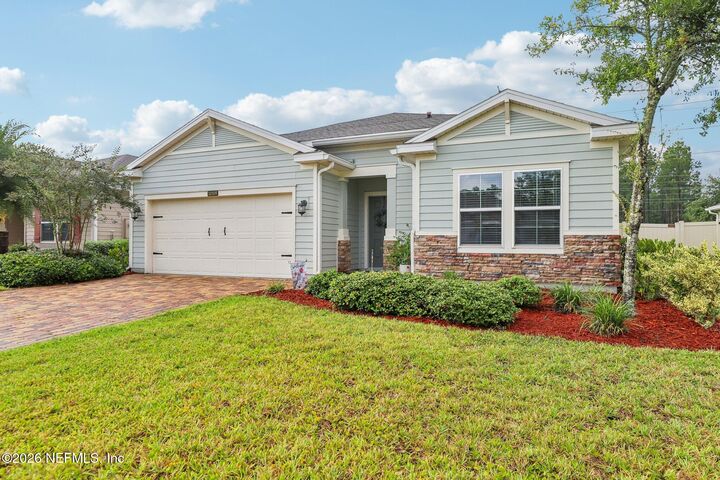 Property Photo: 10309 Pavnes Creek Drive FL 32222