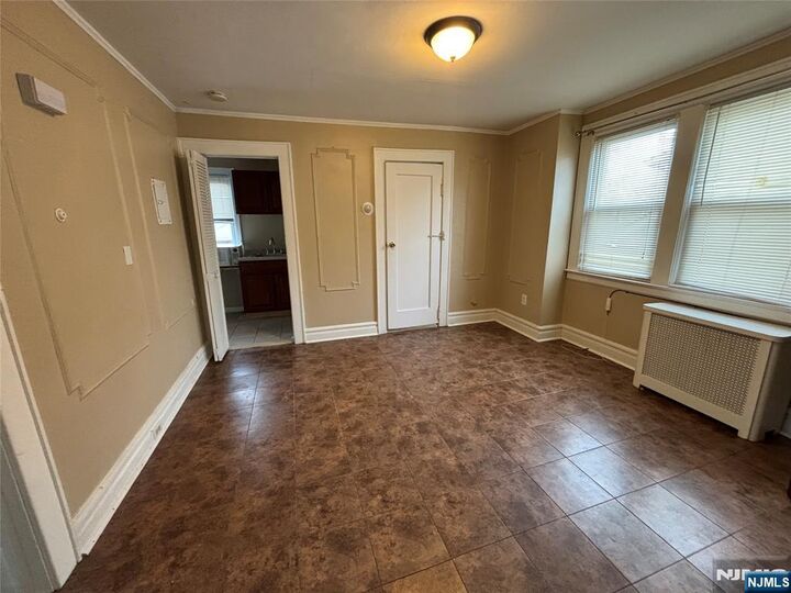 Property Photo:  35 Monticello Avenue 3  NJ 07106 