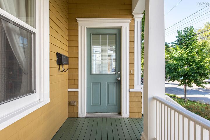 Property Photo: 2646 Northwood Terrace NS B3K 3S7