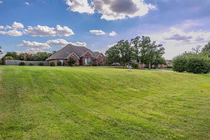 Property Photo:  12824 SE 69th Street  OK 73150 