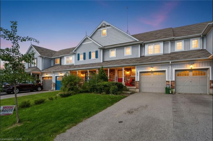 Property Photo:  24 Fallingbrook Crescent  ON K9V 0B3 