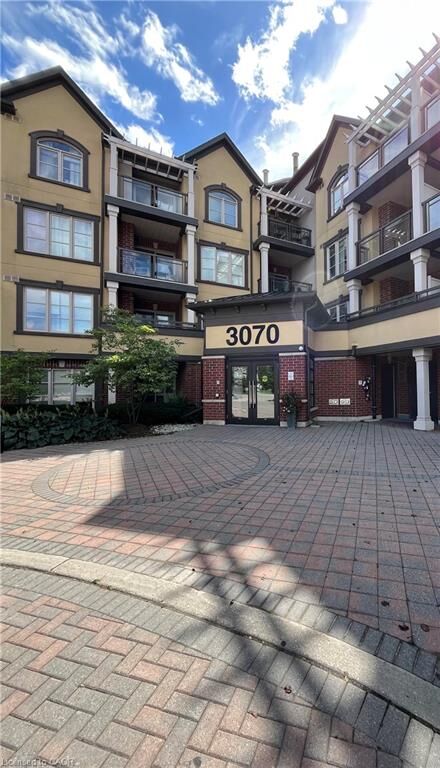 Property Photo:  3070 Rotary Way 227  ON L7M 0H1 
