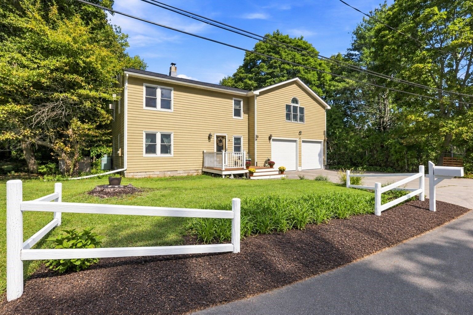 Property Photo:  7 Chute Rd  MA 01922 
