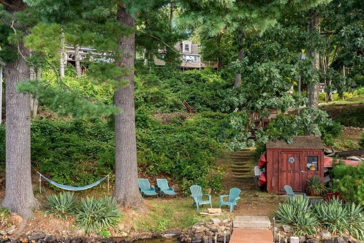 Property Photo:  19 Lakeview Dr  MA 01521 