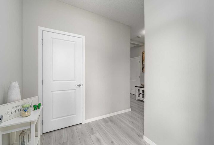 Property Photo:  1040 Seton Circle SE  AB T3M 2V9 