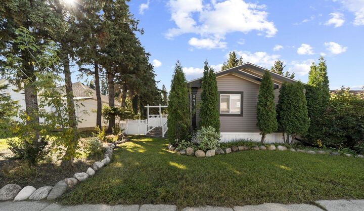 Property Photo:  241 Malmo Street  AB T0B 3L0 