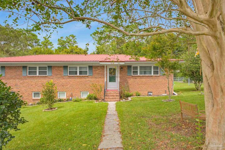 Property Photo:  2370 Le Ruth Dr  FL 32514 