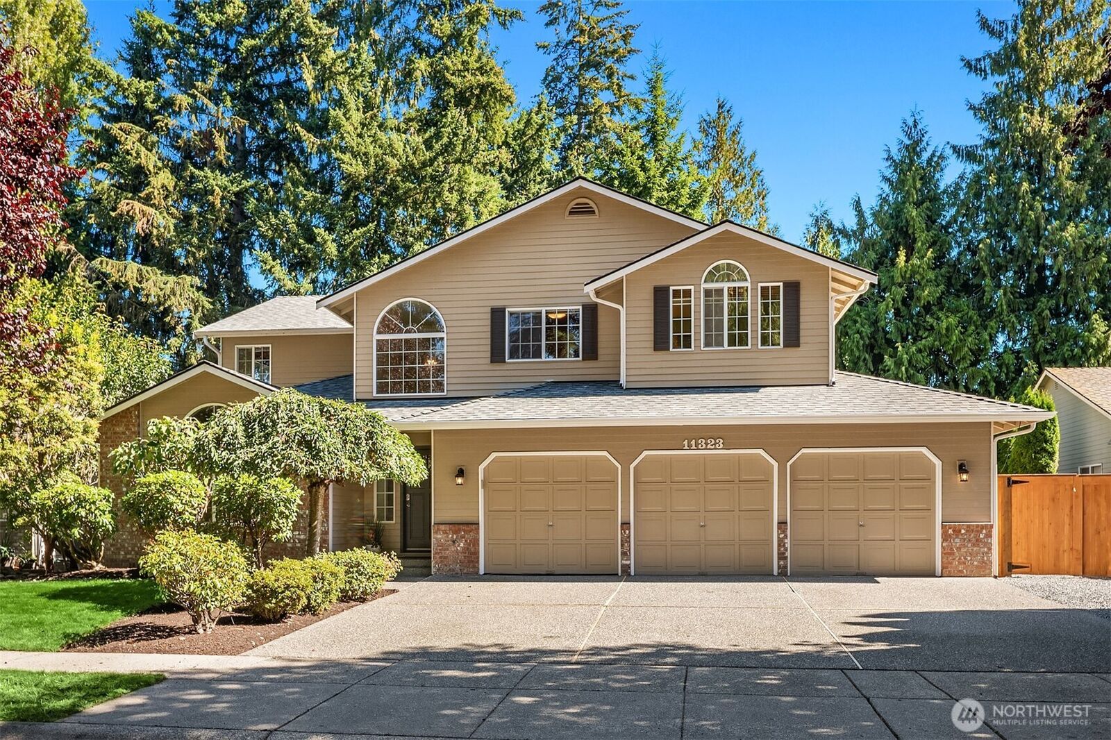 Property Photo: 11323 37th Avenue SE WA 98208