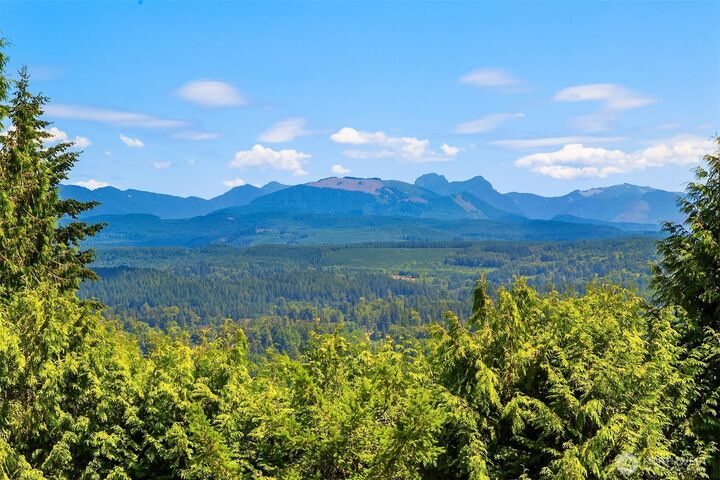 Property Photo: 1247 293rd Avenue NE WA 98014