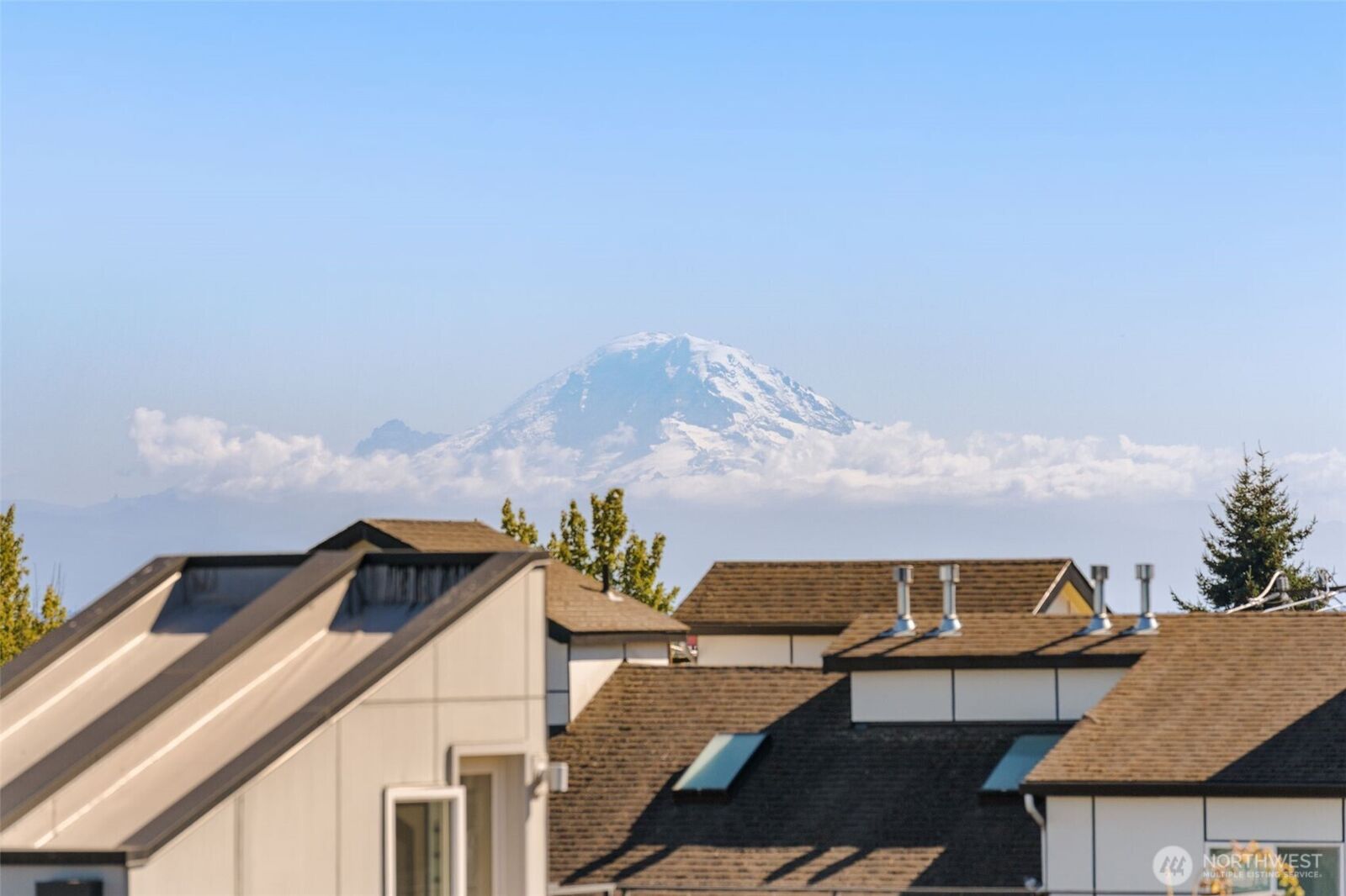 Property Photo: 104 -A 19th E WA 98112