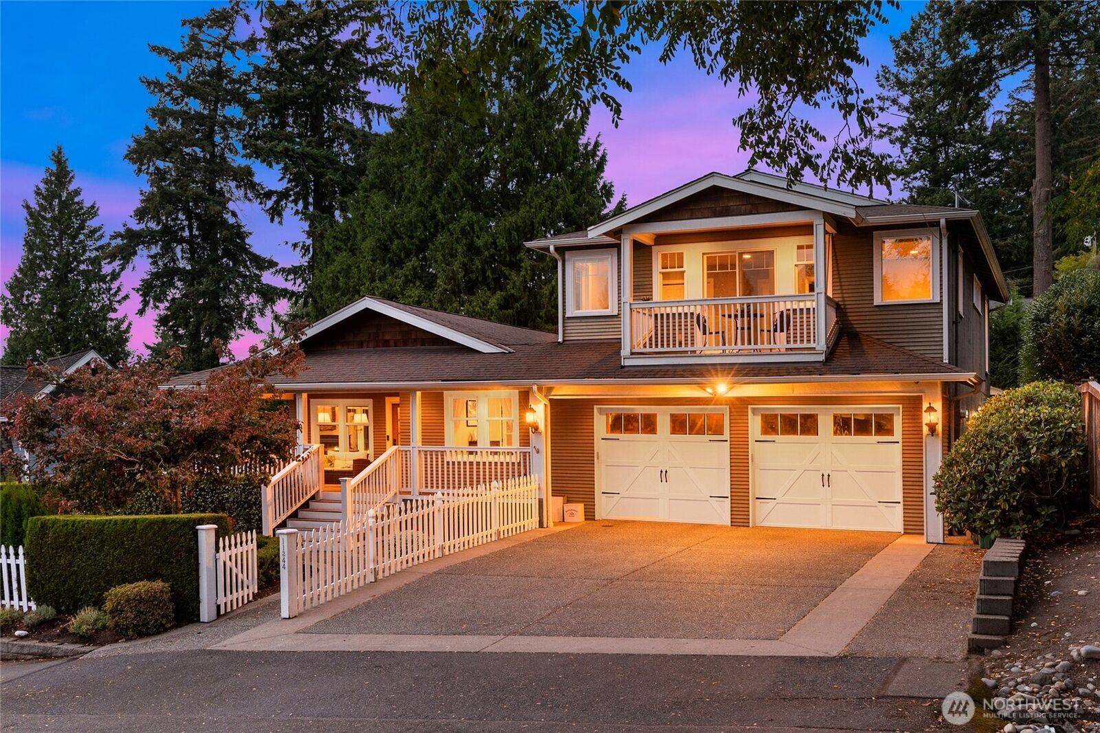 Property Photo: 11344 NE 90th Street WA 98033