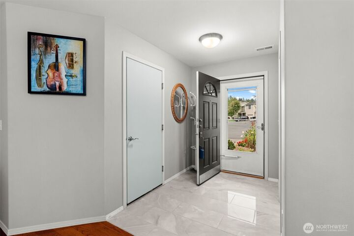 Property Photo:  9407  185th Street Ct E  WA 98375 