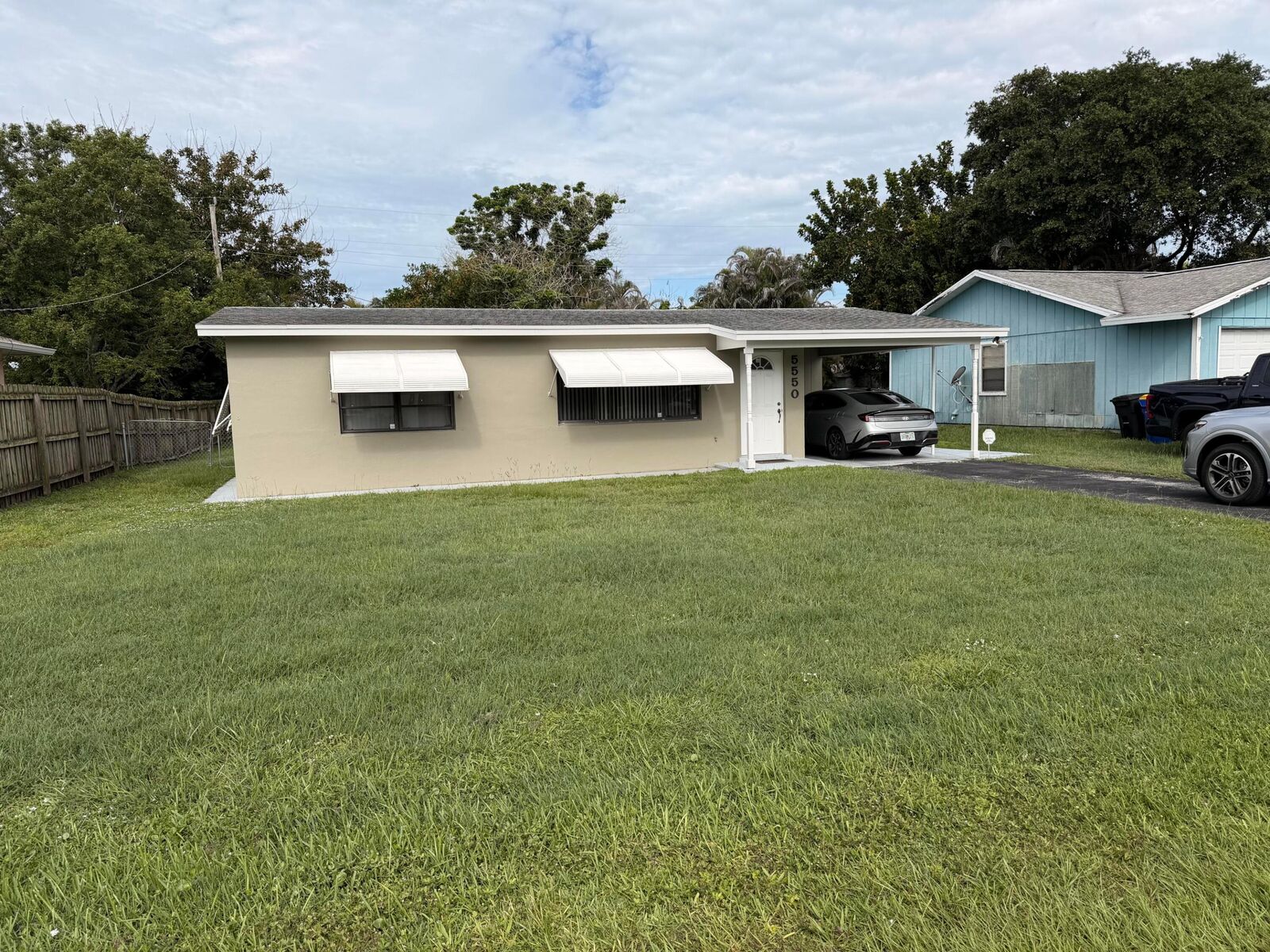 Property Photo:  5550 SE Normandy Avenue  FL 34997 