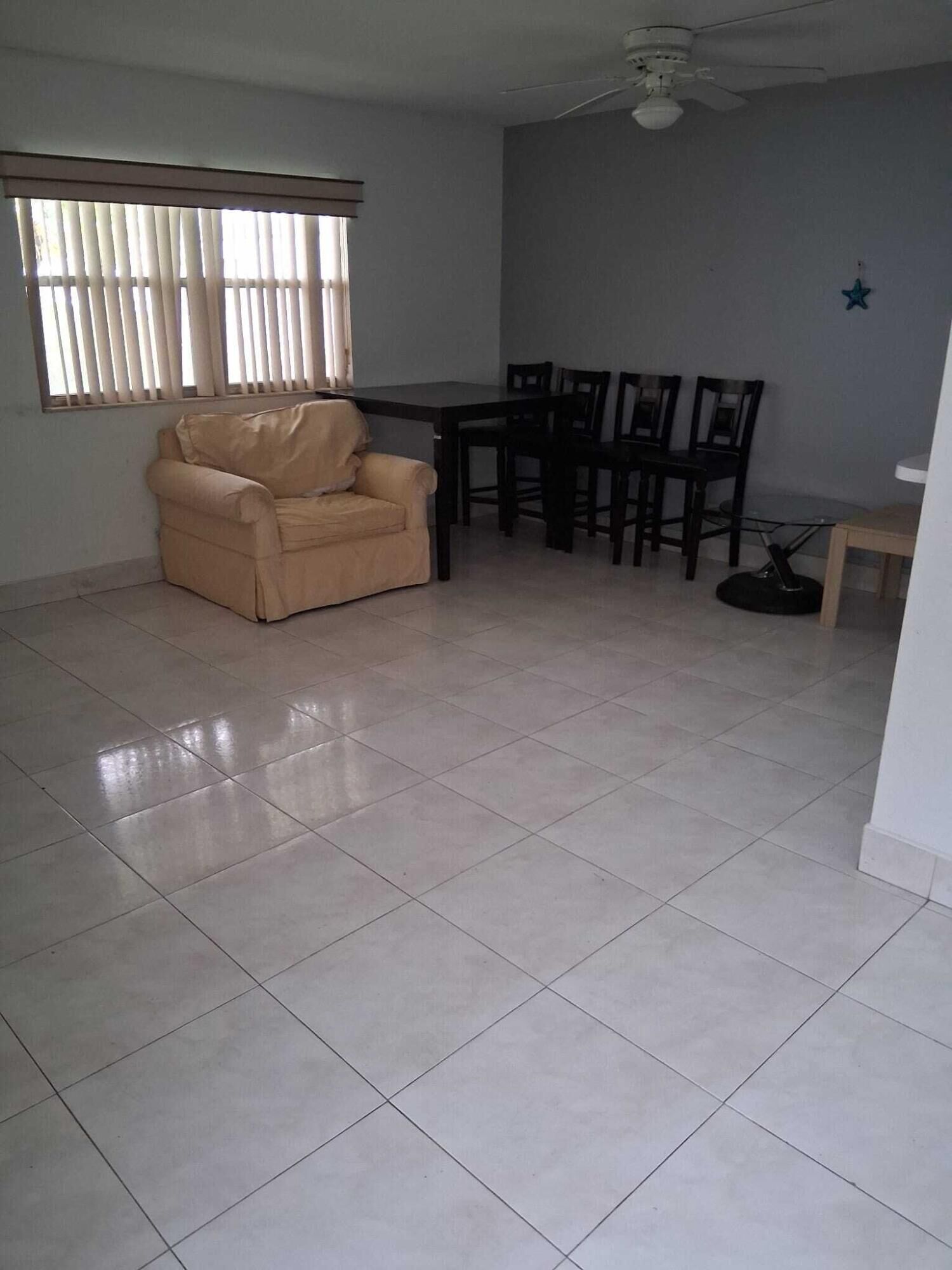 Property Photo: 390 Flanders I Drive I FL 33484