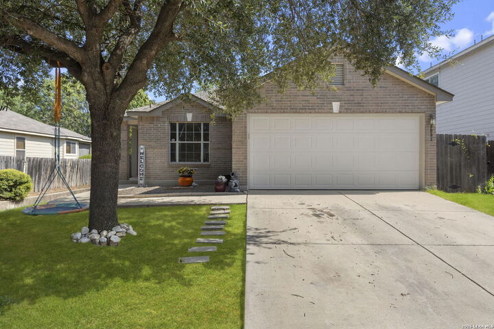 Property Photo: 9031 Laguna Fls TX 78251