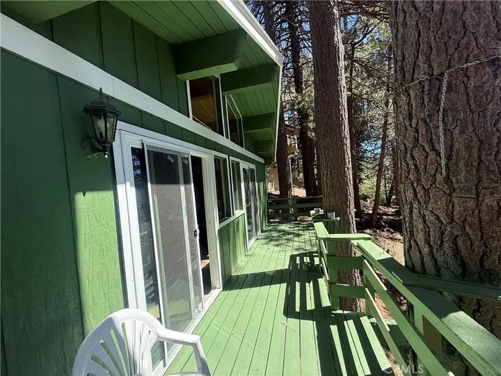 Property Photo:  32375 Scandia Dr  CA 92382 