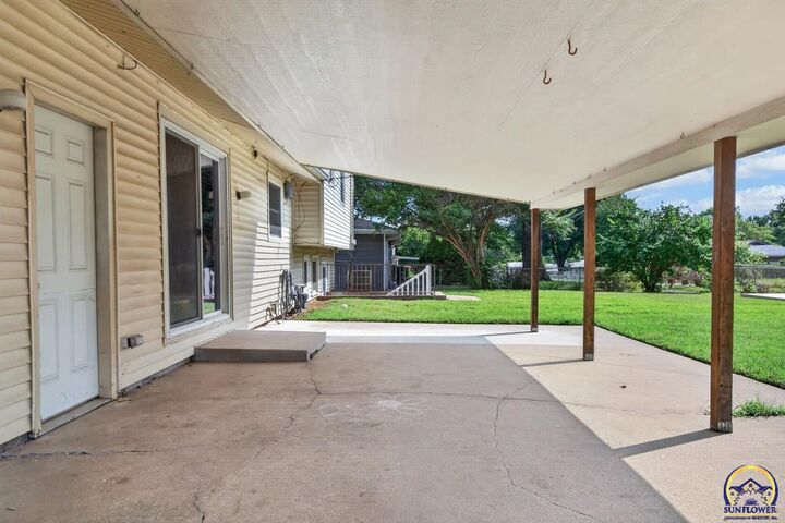 Property Photo:  5317 SW 24th St  KS 66614 