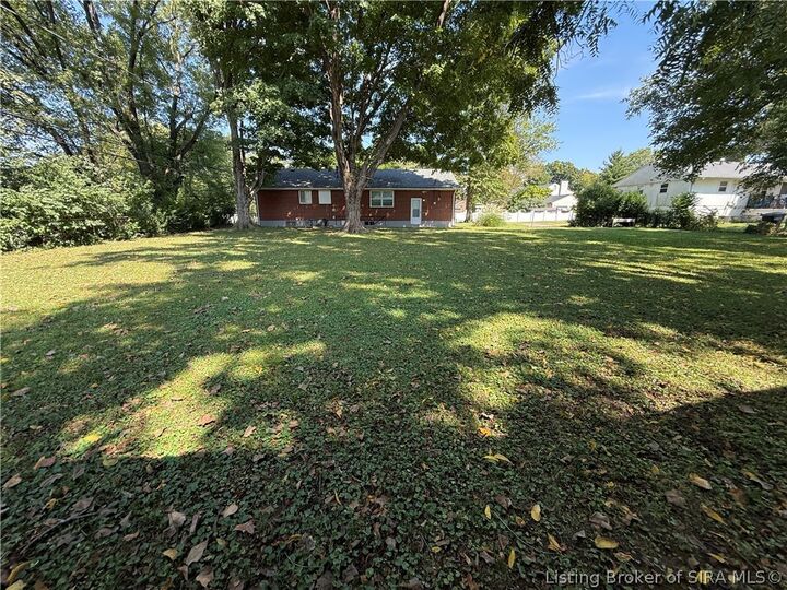 Property Photo: 211 Fairwood Drive IN 47130