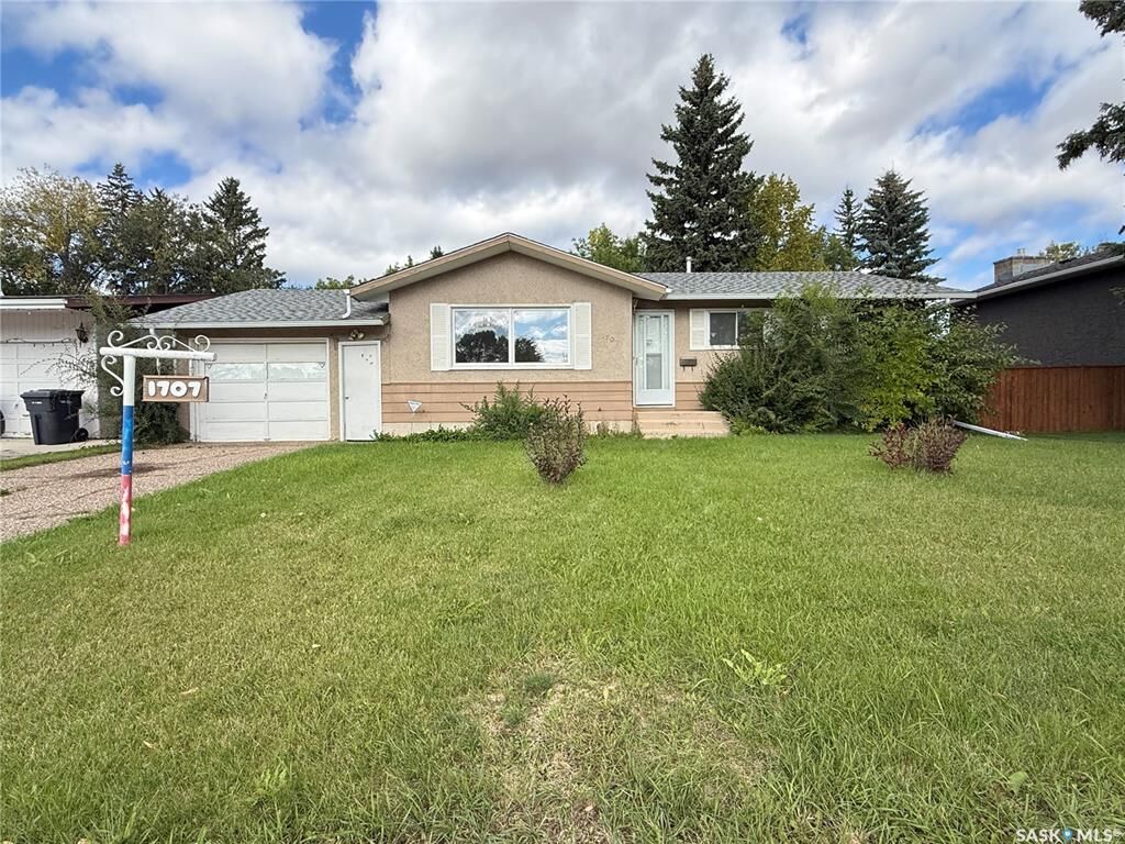 Property Photo:  1707 Bowers Drive  SK S9A 3A3 