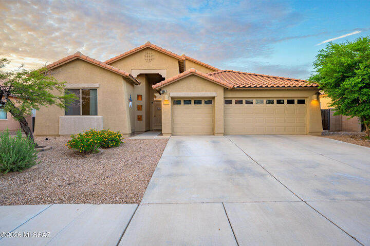 Property Photo:  11518 W Minneola Drive  AZ 85653 