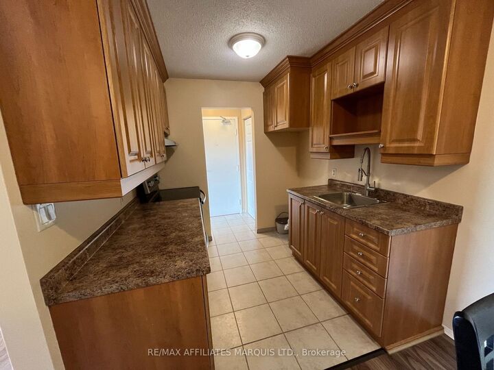Property Photo:  55 Race Street 9  ON K6H 1G7 