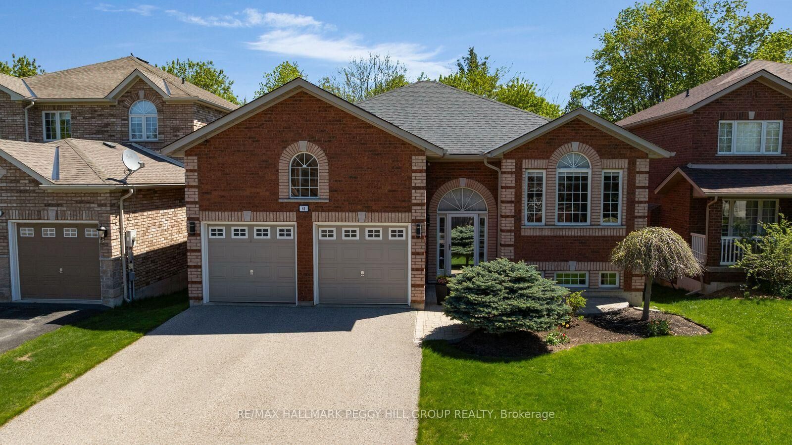 Property Photo:  61 Maclaren Avenue  ON L4N 5T4 