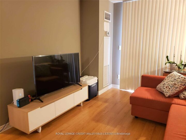 Property Photo:  3888 Duke Of York Boulevard S 1929  ON L5A 4P5 