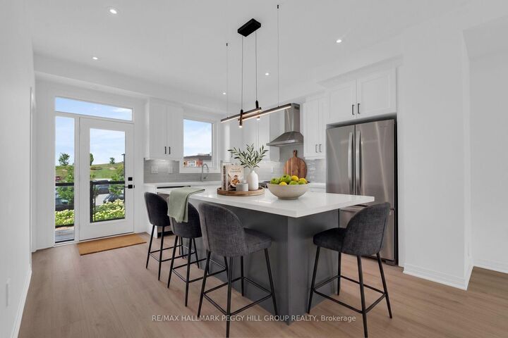 Property Photo:  82 Brandon Crescent  ON L0G 1W0 