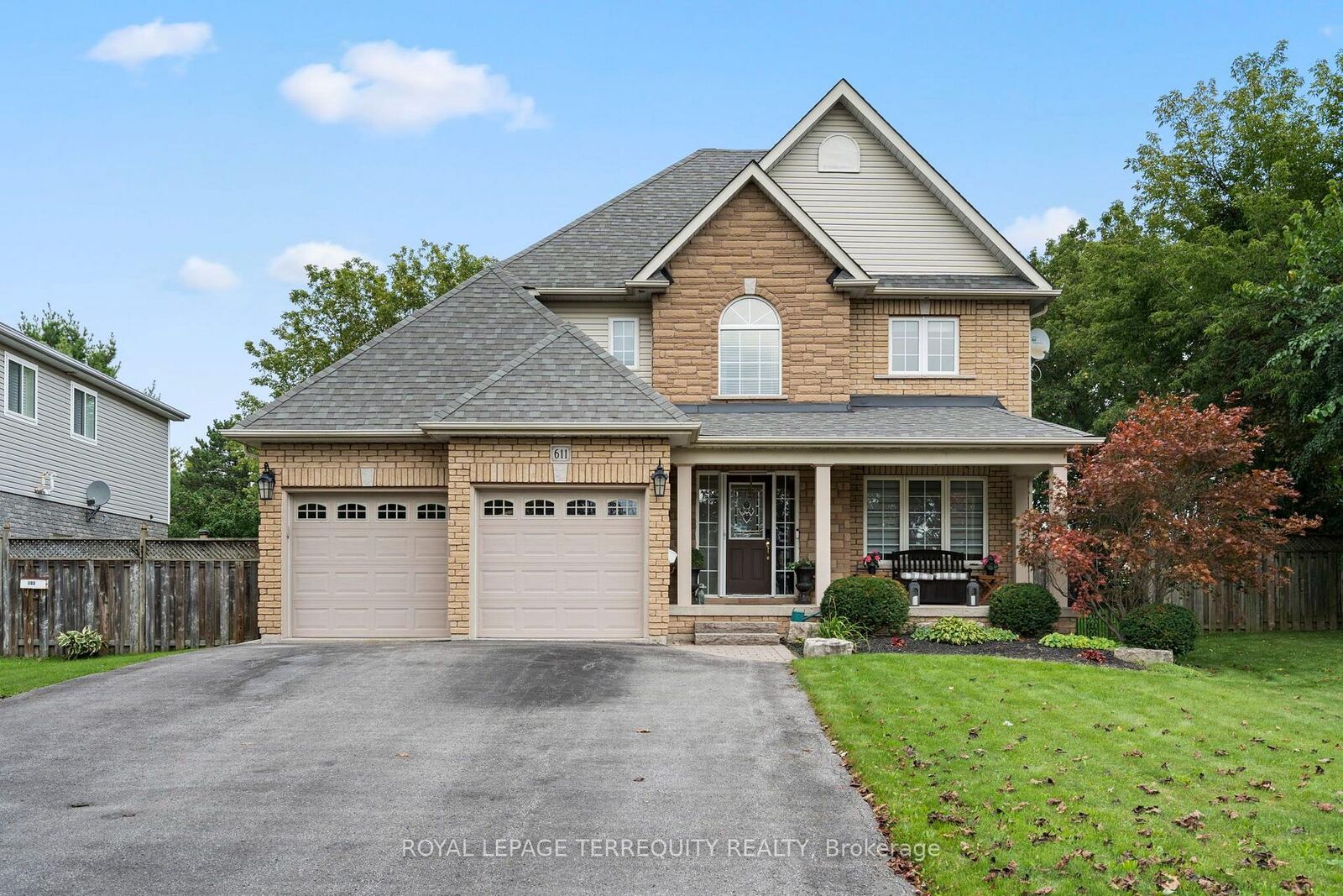 Property Photo:  611 Capilano Crescent  ON L1H 7V3 