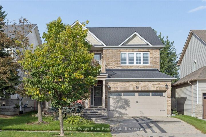 Property Photo:  82 Darius Harns Drive  ON L1M 2G2 