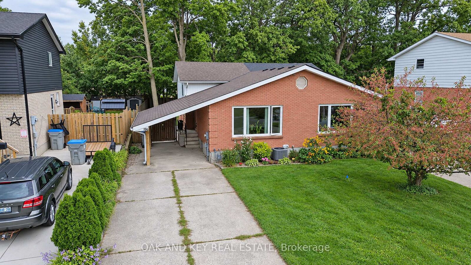 Property Photo:  196 Southfield Drive  ON N7G 3V4 