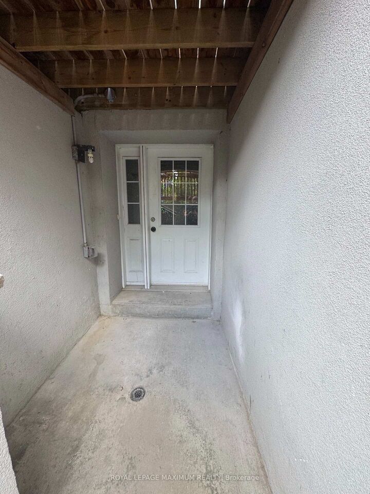 Property Photo:  238 Margueretta Street Basement  ON M6H 3S3 