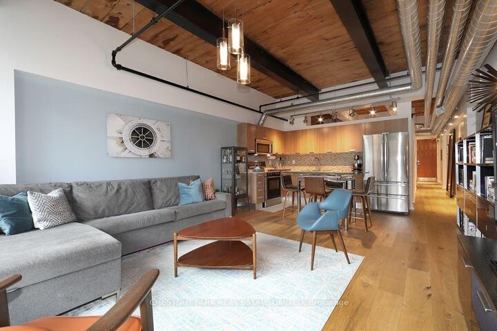 Property Photo:  43 Hanna Avenue 202  ON M6K 1X1 