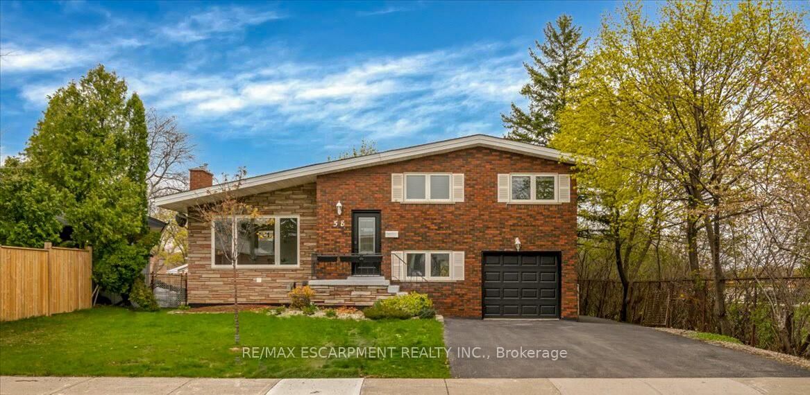 Property Photo:  58 Columbia Drive Upper  ON L9C 3Y2 