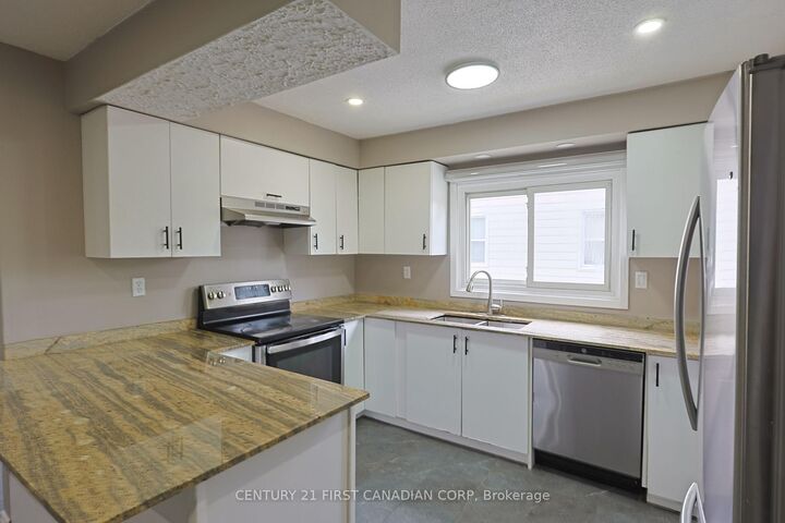 Property Photo:  1775 Oxford Street E Upper Unit  ON N5V 2Z6 