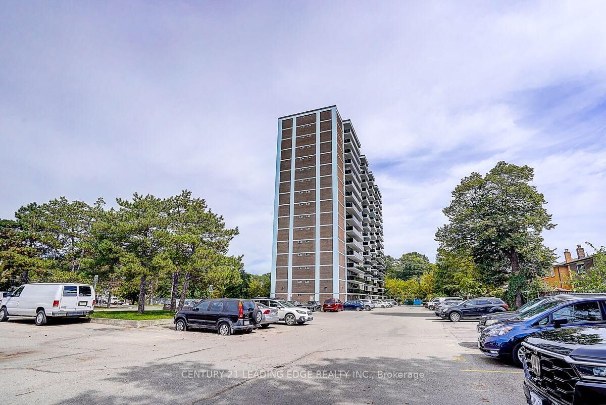Property Photo:  235 Grandravine Drive 201  ON M3N 1J2 